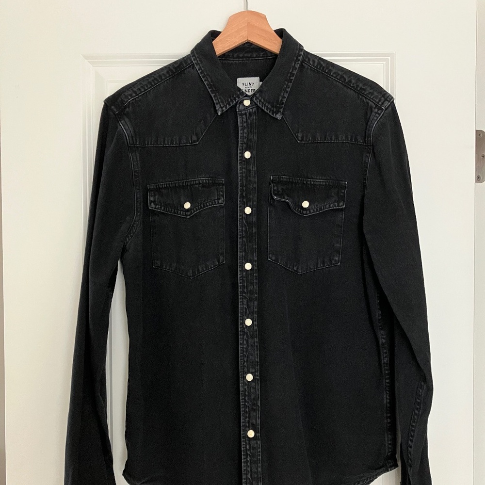 Flint and Tinder Bone Button Western Shirt Size Medium